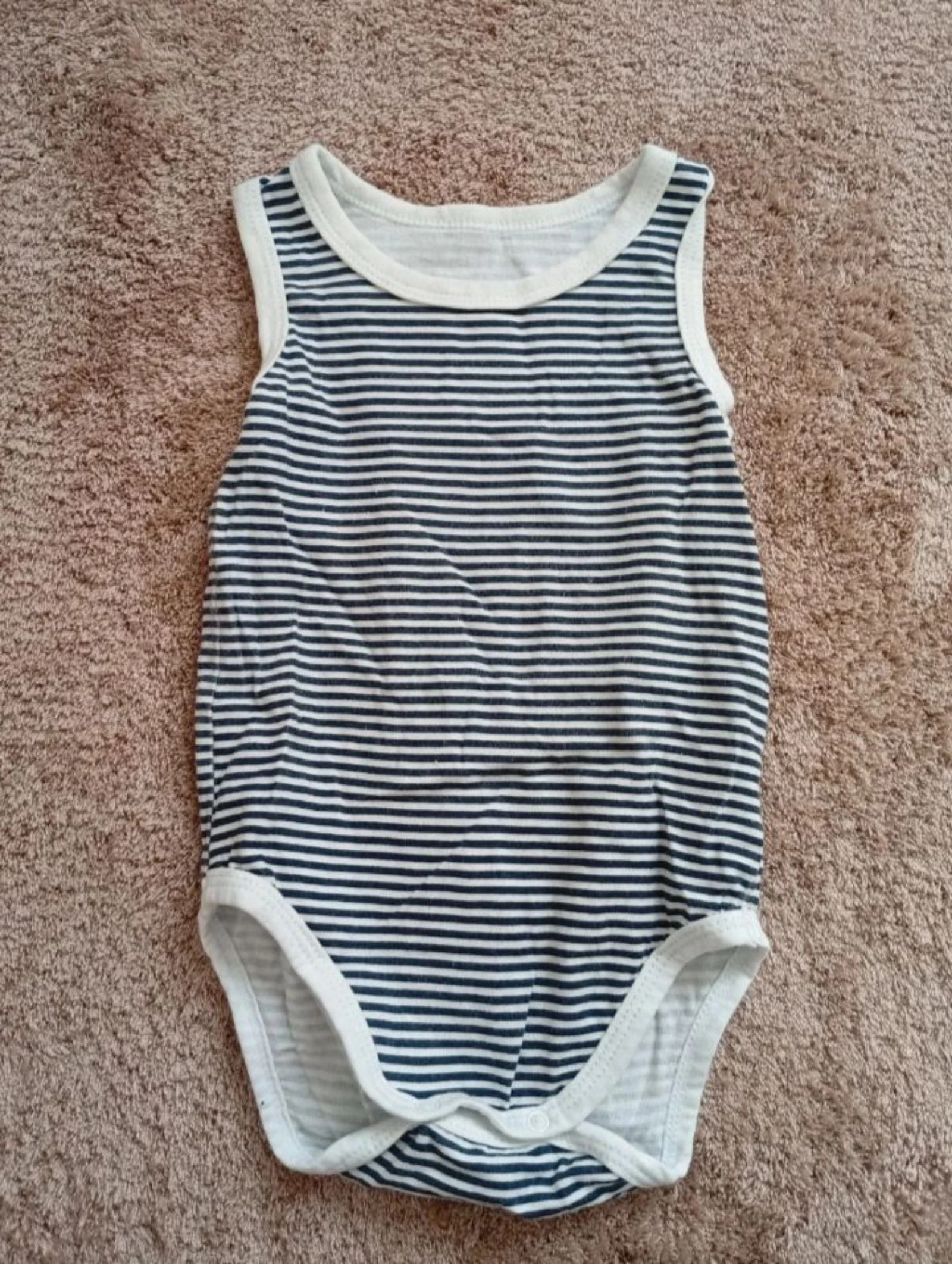 Lot of 4 Carrefour baby bodysuits | Size 12 months – photo 11